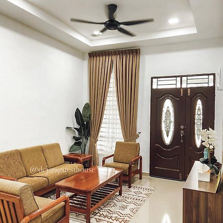 De Jara Guesthouse Dungun For Malay Kültér fotó