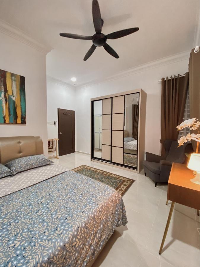 De Jara Guesthouse Dungun For Malay Kültér fotó
