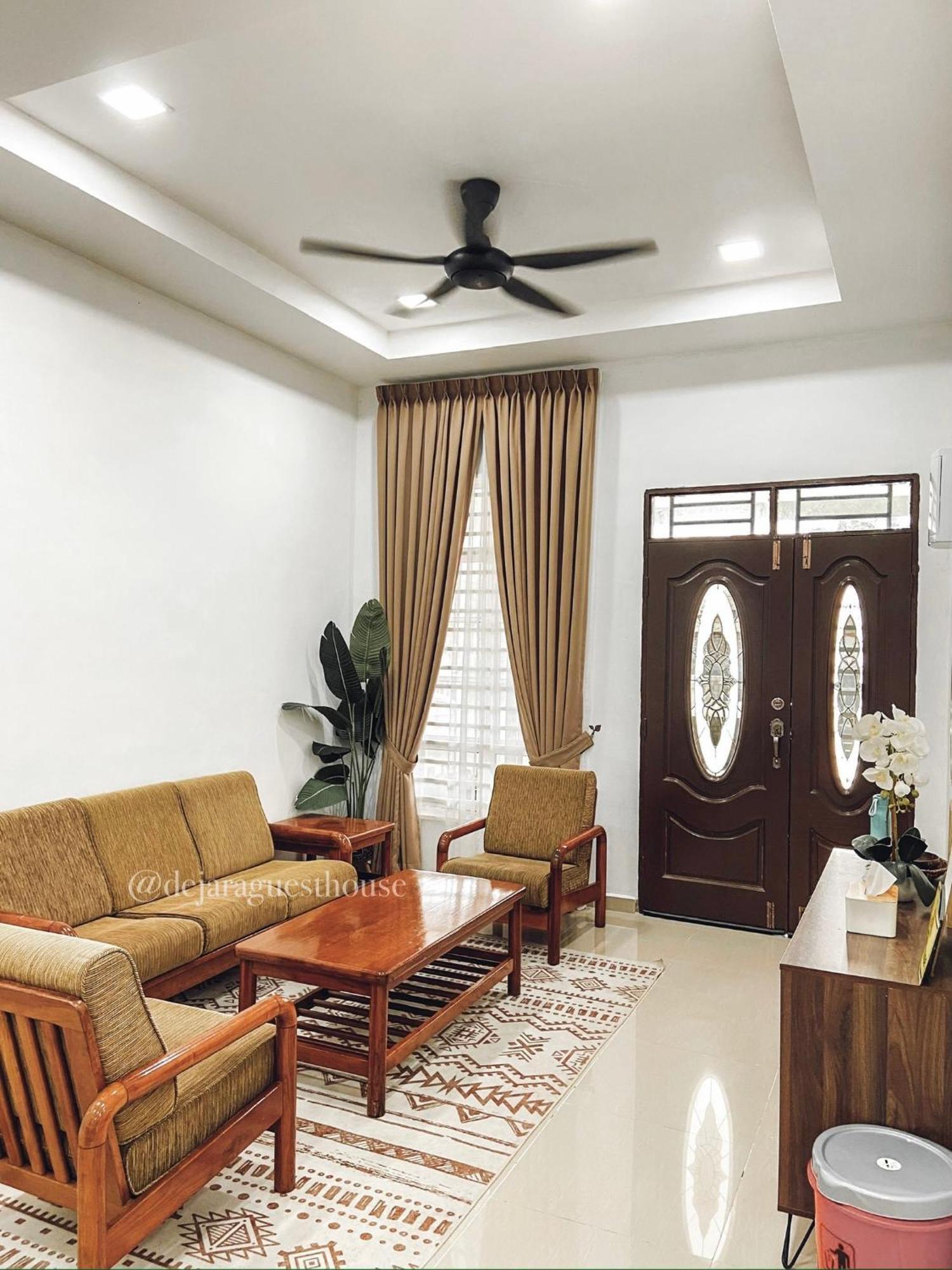 De Jara Guesthouse Dungun For Malay Kültér fotó